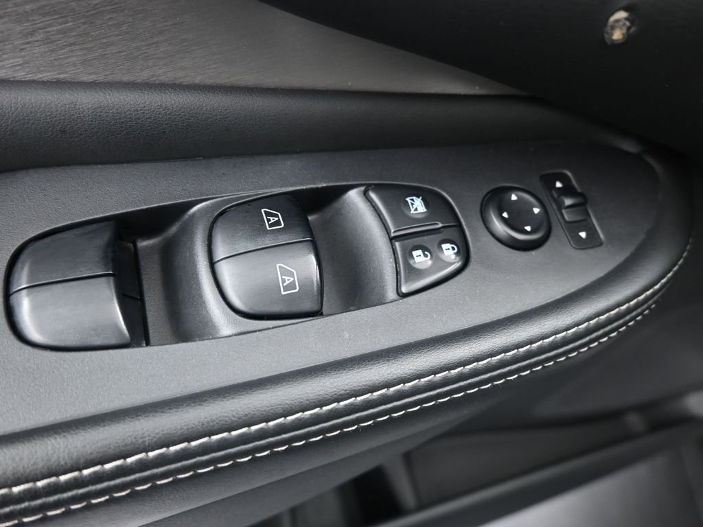 Used 2019 Nissan Murano SV image 13