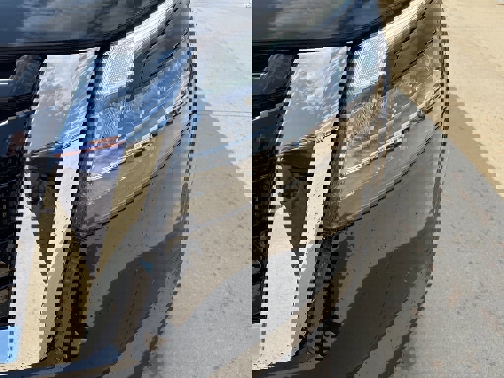 Used 2024 Nissan Pathfinder SL w/ Cargo Package image 9