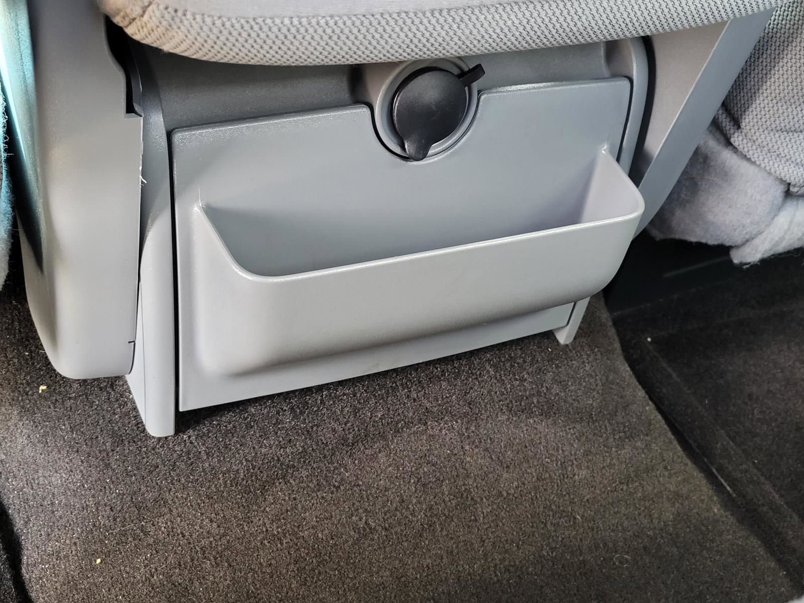 Used 2013 Ford F150 XLT w/ Mid Equipment Group image 17