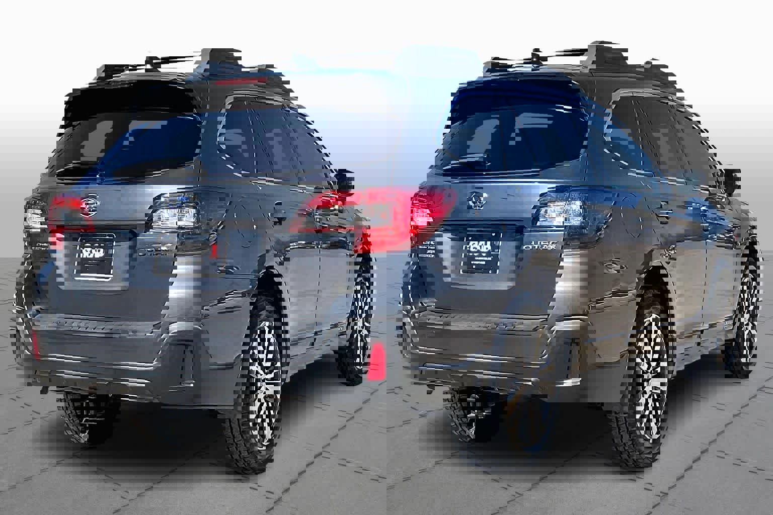 Used 2019 Subaru Outback 2.5i Limited w/ Popular Package #2 image 12