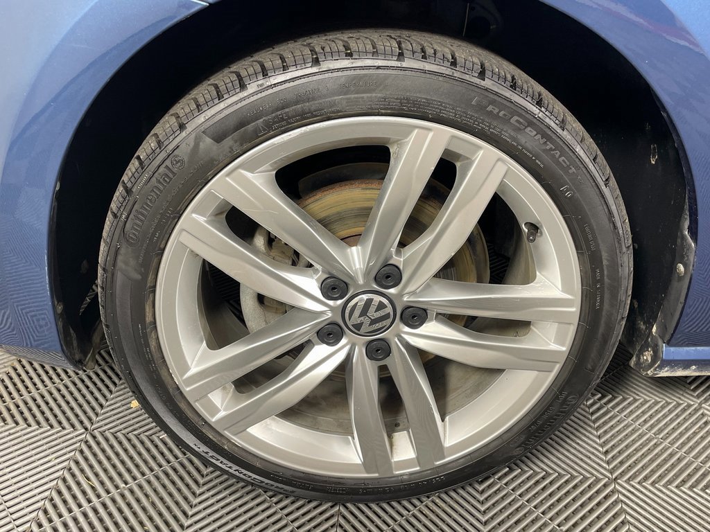 Used 2015 Volkswagen Golf TDI SEL image 12