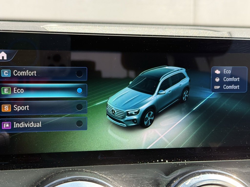 Used 2024 Mercedes-Benz GLB 250 image 10