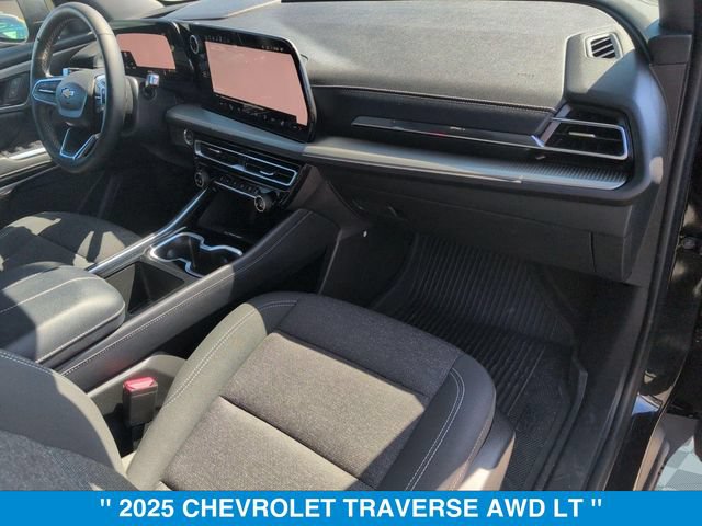 Used 2025 Chevrolet Traverse LT w/ Sun and Wheel Package AWD/4WD image 34