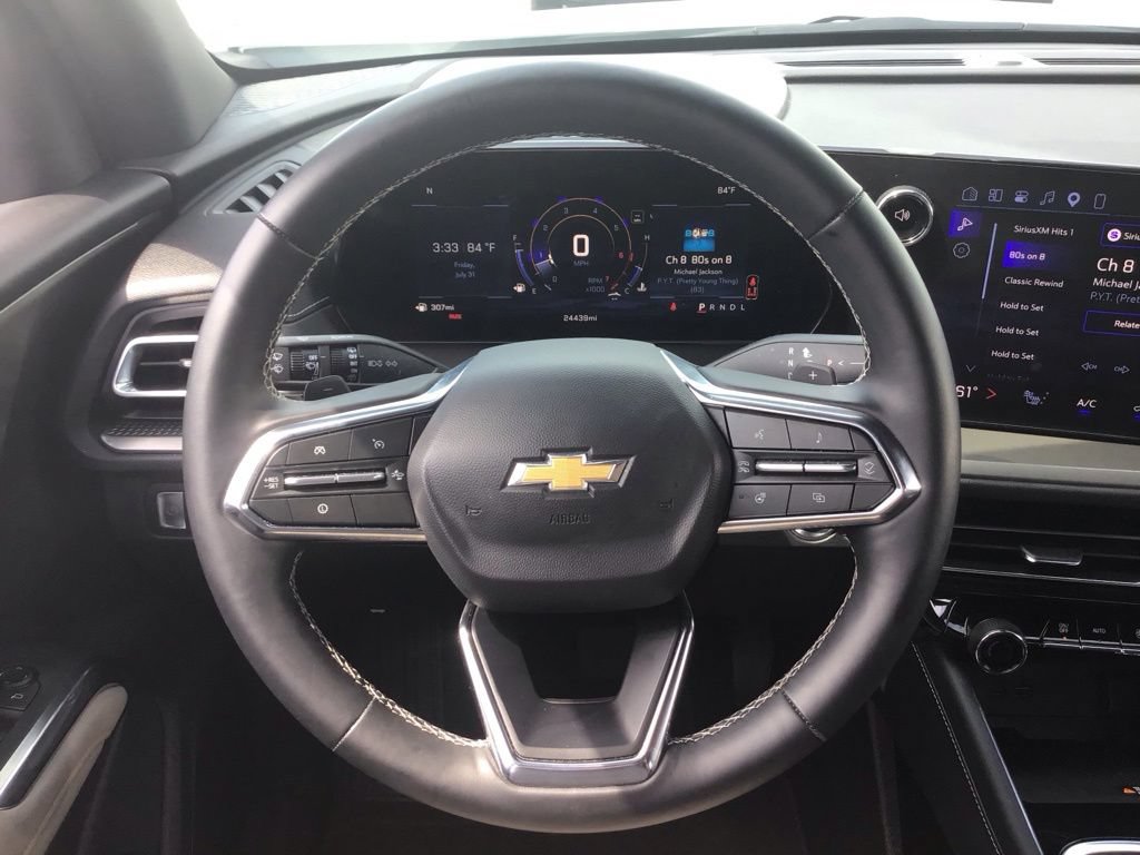 Used 2026 Chevrolet Traverse LT w/ Driver Confidence Package FWD image 19