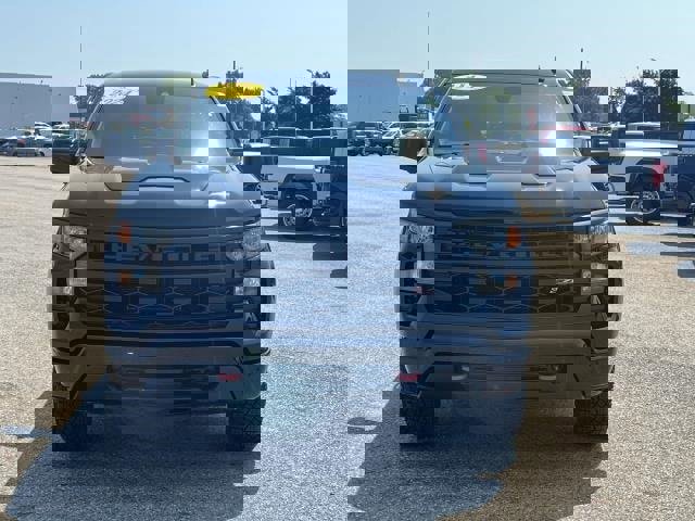 Used 2024 Chevrolet Silverado 1500 Custom Trail Boss image 3