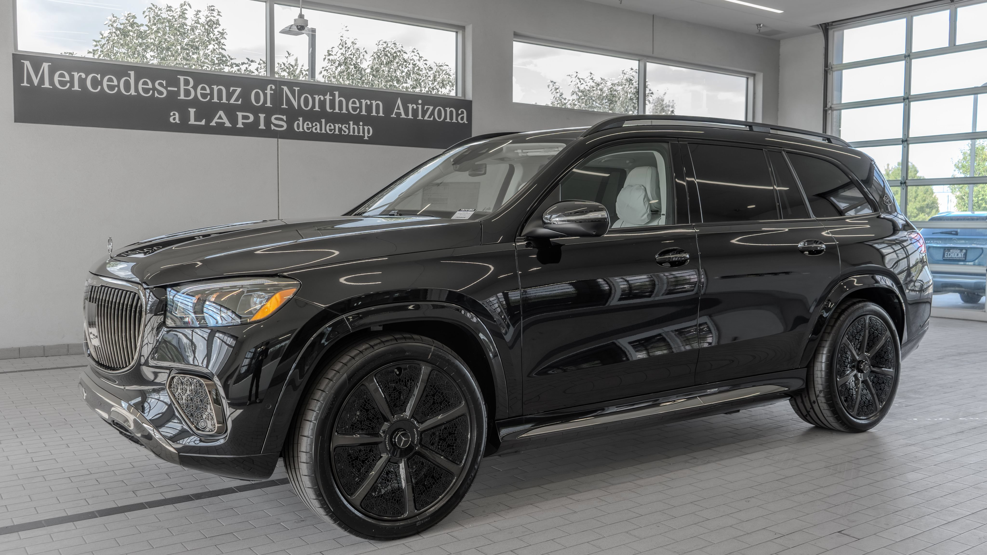New 2026 Mercedes-Benz Maybach GLS 600 4MATIC image 3
