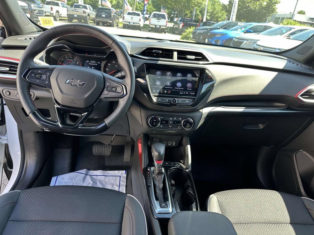 Used 2023 Chevrolet TrailBlazer RS w/ Convenience Package AWD/4WD image 22