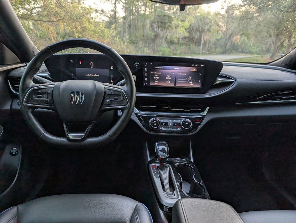 Used 2024 Buick Envista Sport Touring w/ Convenience I Package image 11