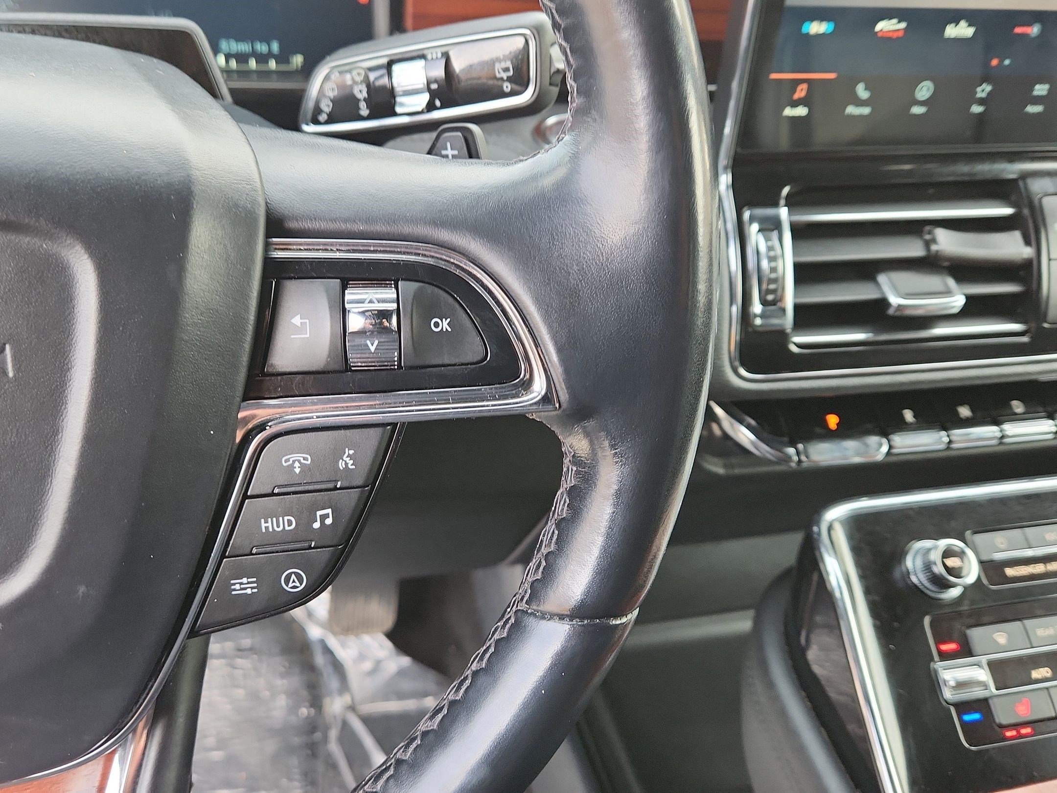 Used 2022 Lincoln Navigator L Reserve image 16