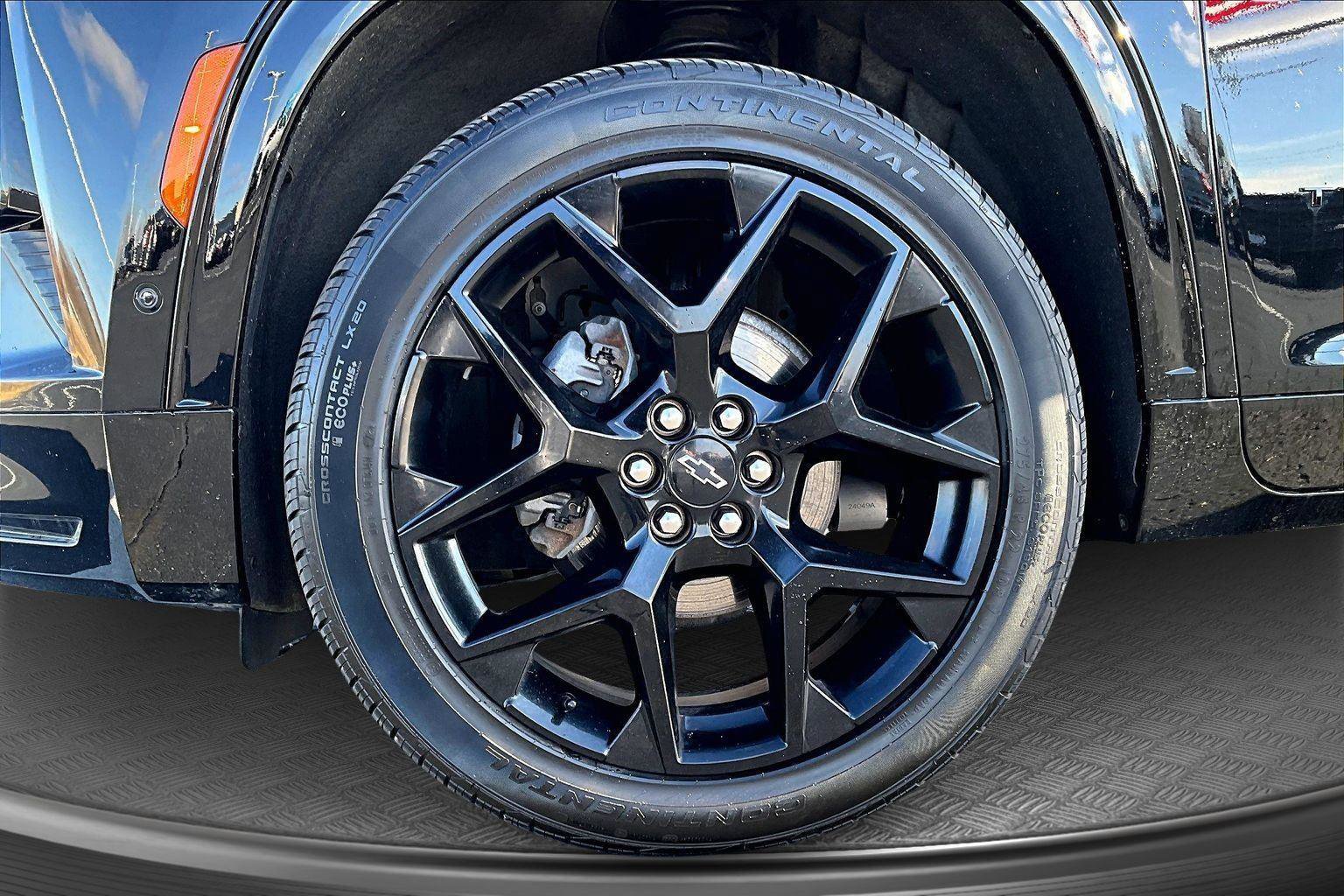 Used 2024 Chevrolet Traverse RS w/ LPO, Floor Liner Package image 10