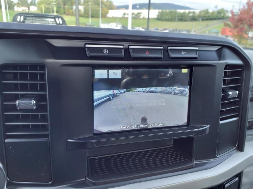 New 2024 Ford F550 4x4 Regular Cab Super Duty image 18