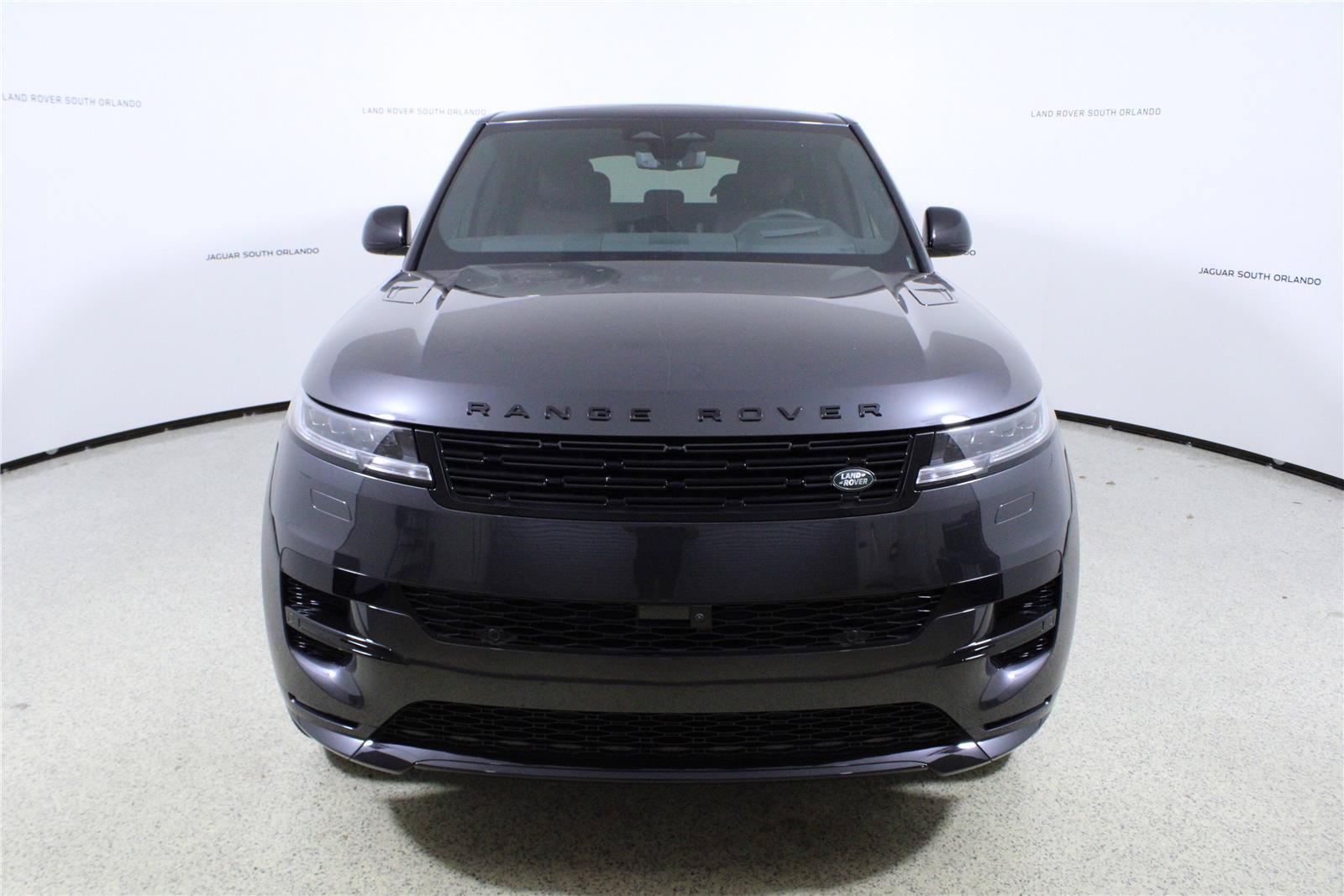 New 2026 Land Rover Range Rover Sport Dynamic SE AWD/4WD image 2