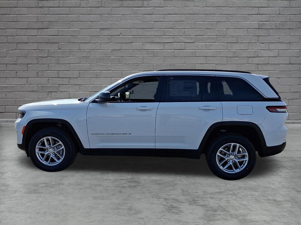 New 2026 Jeep Grand Cherokee Laredo X AWD/4WD image 5