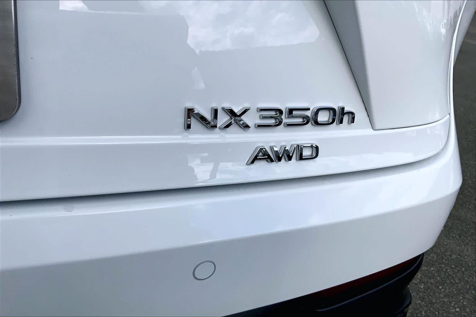 Certified 2026 Lexus NX 350h AWD w/ Accessory Package (Z1) image 10