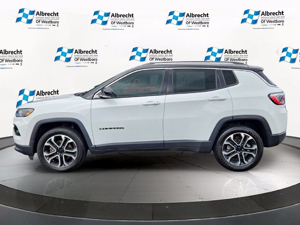 Used 2022 Jeep Compass Limited AWD/4WD image 2