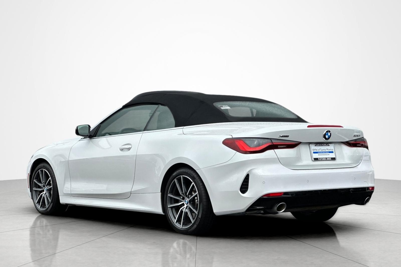 Used 2025 BMW 430i xDrive Convertible AWD/4WD image 3