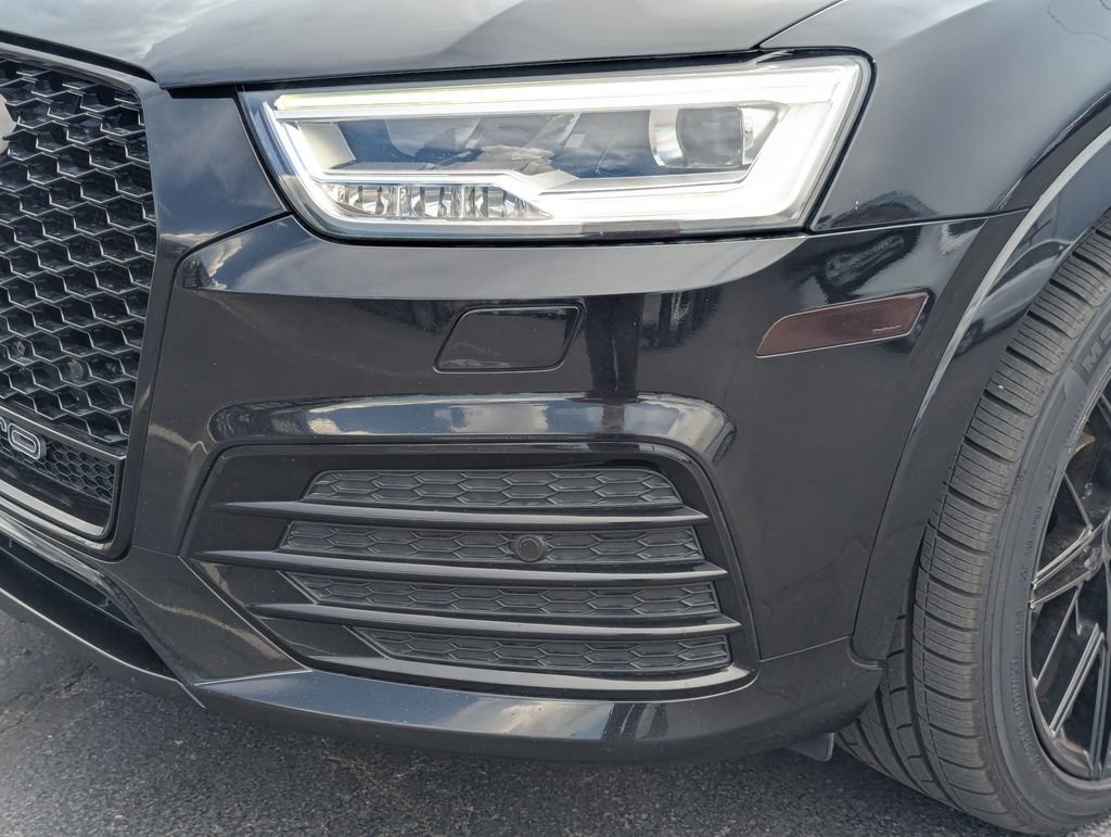 Used 2018 Audi Q3 2.0T Premium Plus w/ Premium Plus Package AWD/4WD image 12