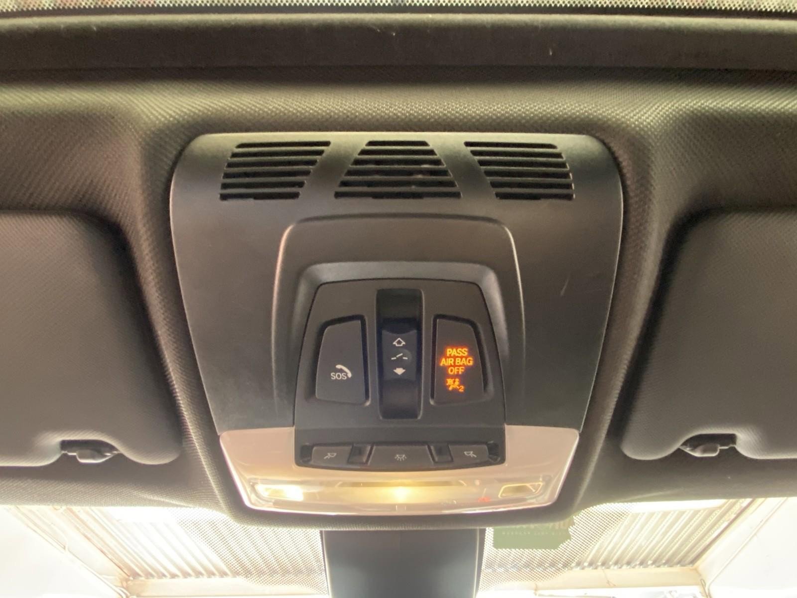 Used 2017 BMW M3 RWD image 29