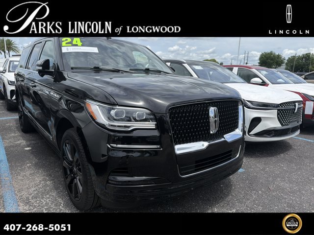 Certified 2024 Lincoln Navigator L Reserve AWD/4WD image 1
