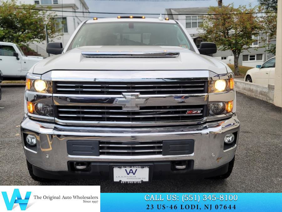 Used 2015 Chevrolet Silverado 2500 LTZ w/ LTZ Plus Package image 2