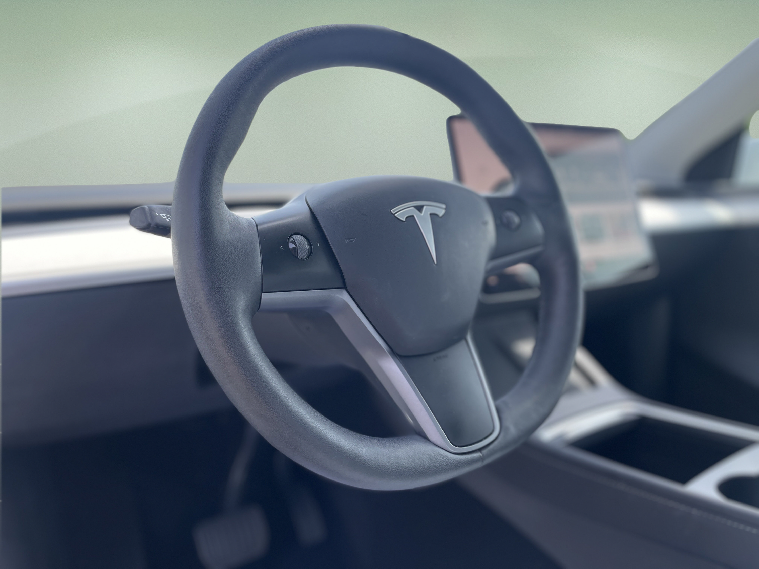 Used 2023 Tesla Model Y Long Range AWD/4WD image 15
