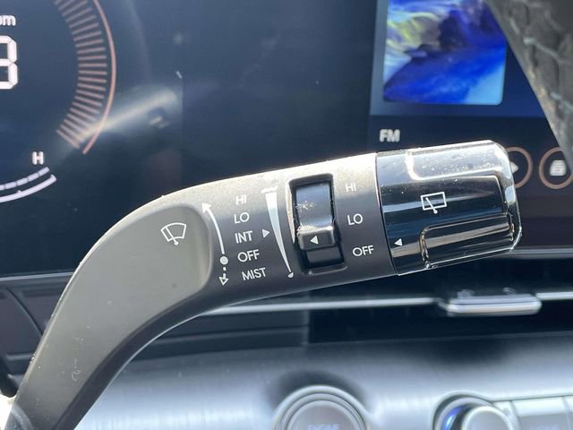 Certified 2025 Hyundai Kona SEL FWD image 23