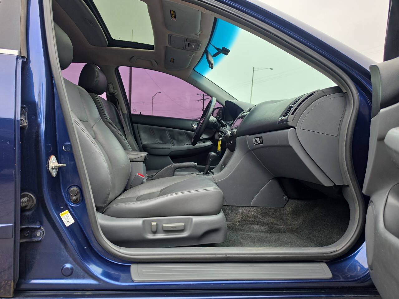 Used 2003 Honda Accord EX image 23