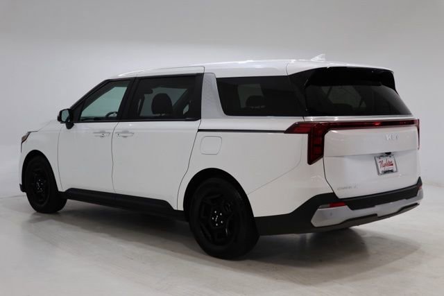 Used 2025 Kia Carnival image 6