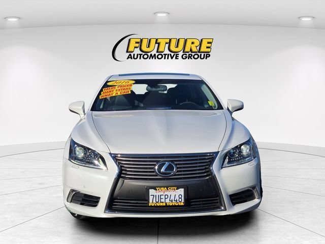 Used 2016 Lexus LS 460 w/ Comfort Package RWD image 2