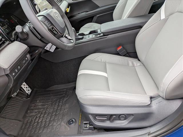 New 2026 Toyota Camry SE w/ Multimedia Upgrade Package image 4
