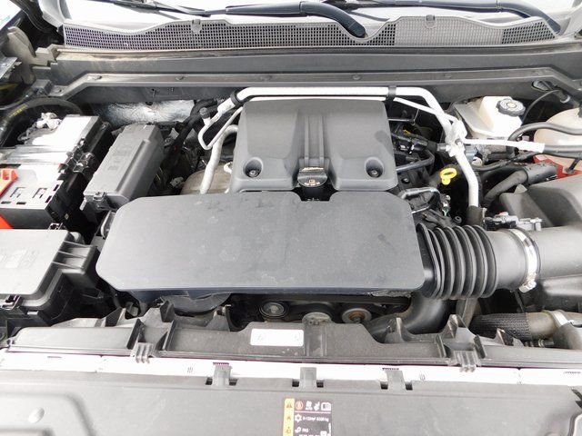 Used 2024 Chevrolet Colorado Z71 w/ Z71 Convenience Package 2 image 38