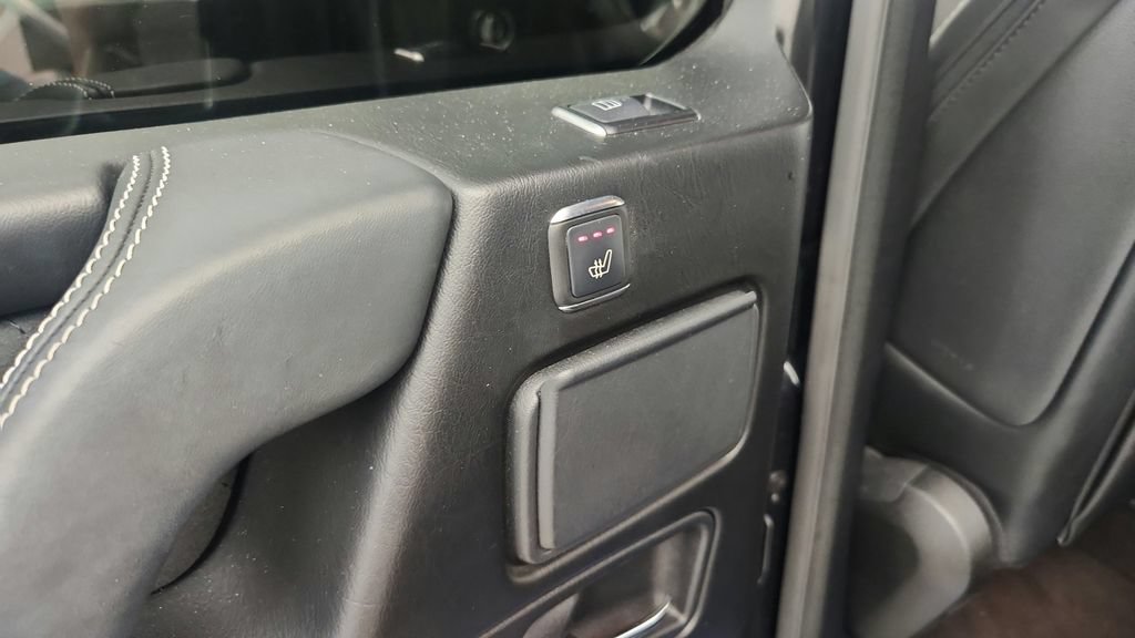 Used 2017 Mercedes-Benz G 550 Squared image 41