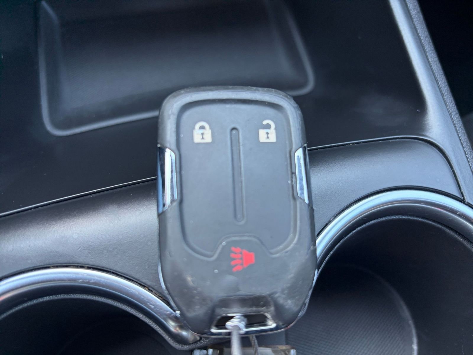 Used 2024 GMC Terrain SLE image 21