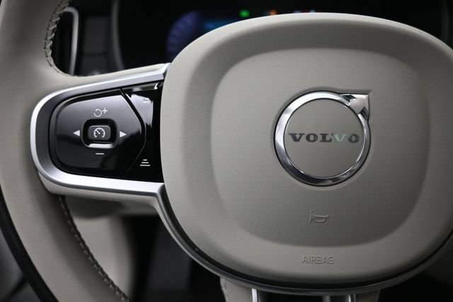 Used 2026 Volvo XC90 T8 Ultra w/ Protection Package Premier AWD/4WD image 15