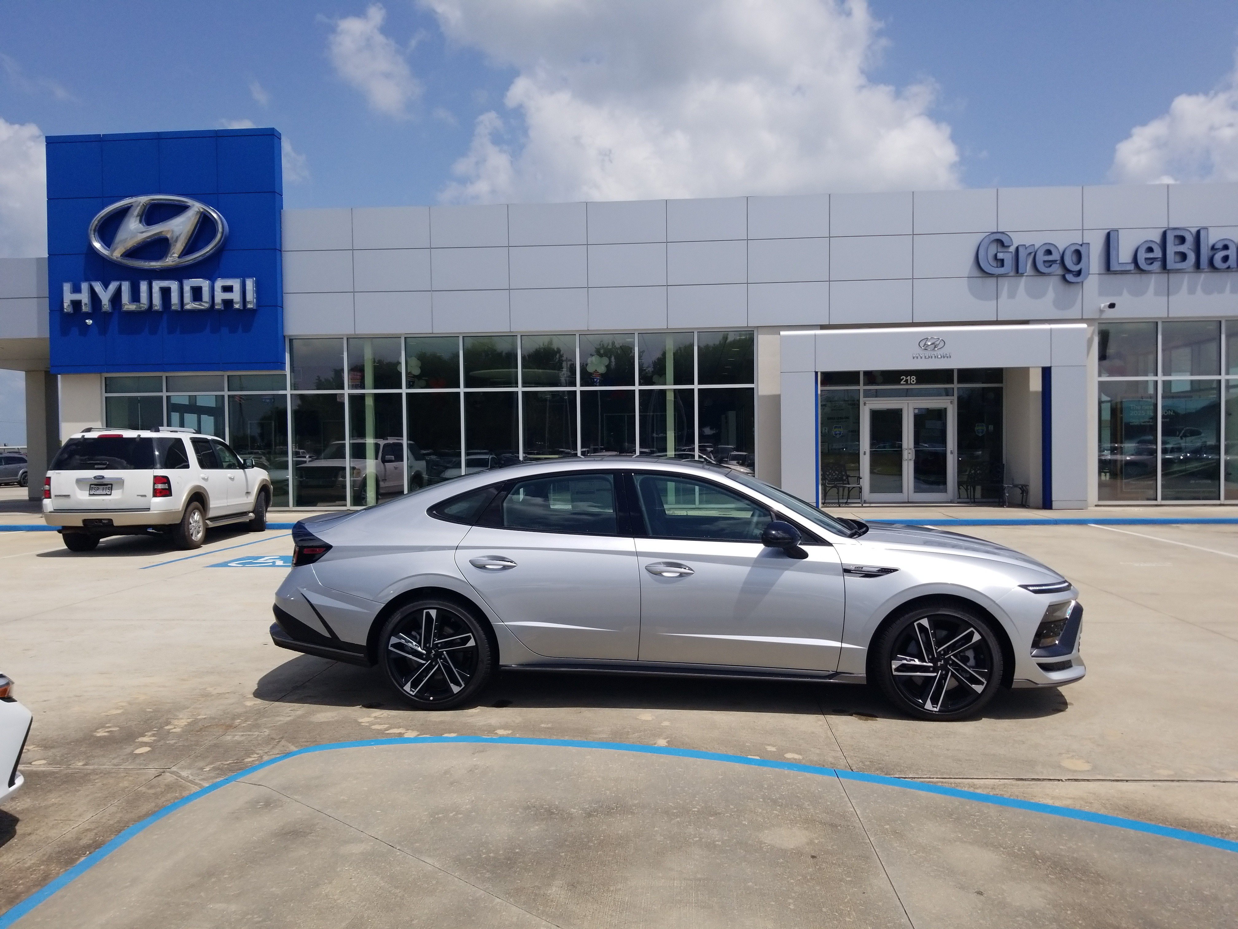 New 2026 Hyundai Sonata N Line FWD image 8