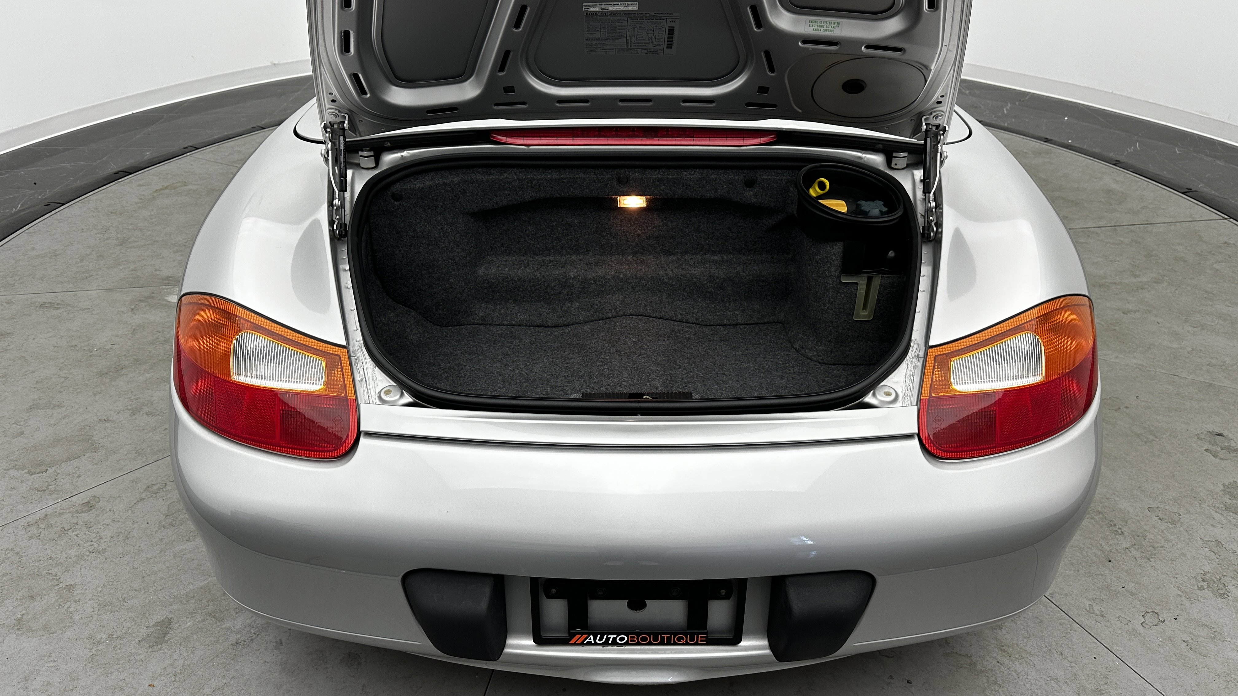 Used 1998 Porsche Boxster image 14