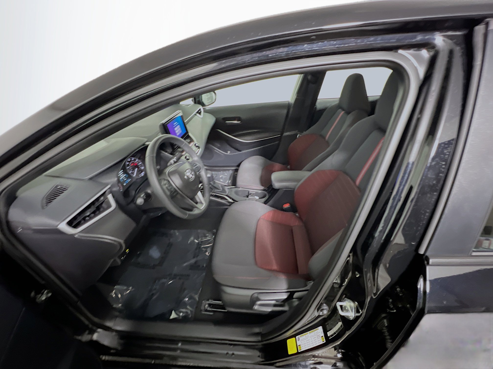 Used 2025 Toyota Corolla SE image 15