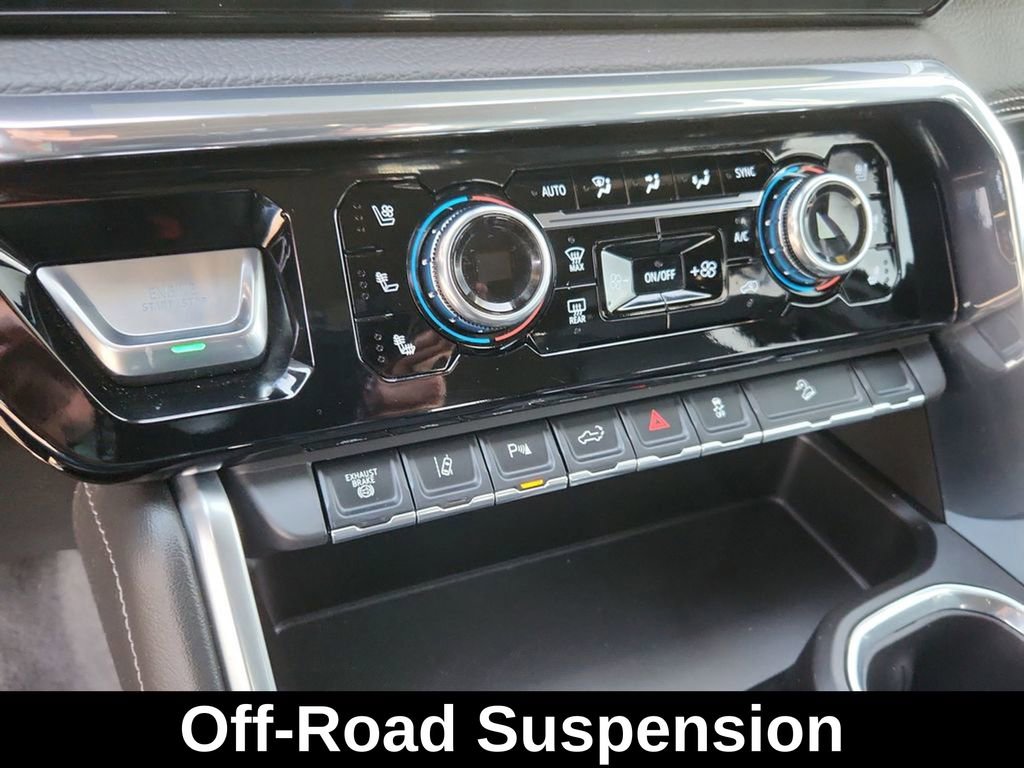 Used 2024 GMC Sierra 3500 Denali w/ Denali Reserve Package image 26