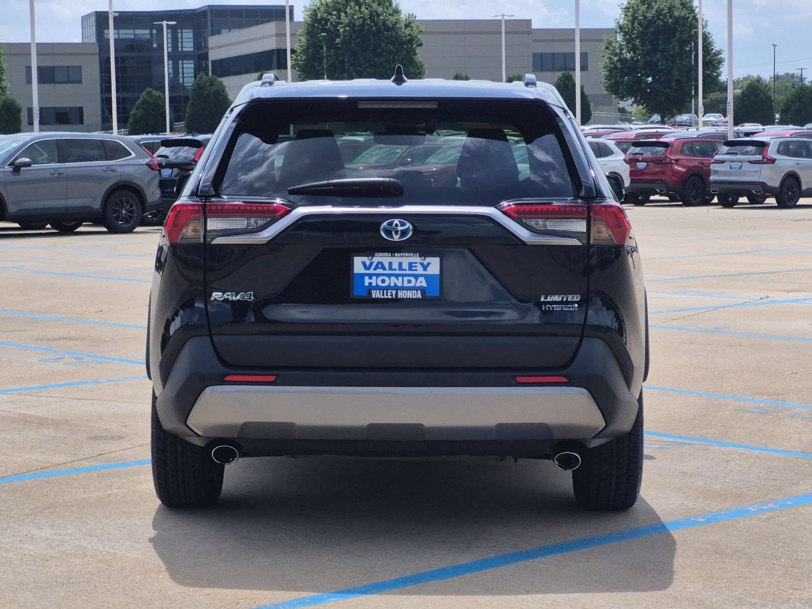 Used 2022 Toyota RAV4 Limited w/ Limited Grade Weather Package AWD/4WD image 7