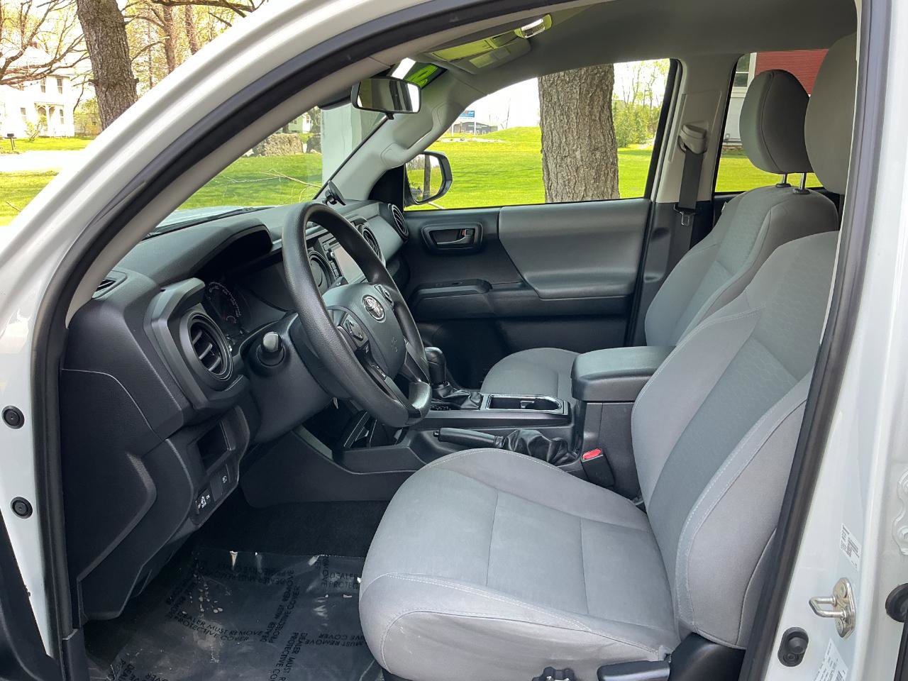 Used 2019 Toyota Tacoma SR w/ SR Convenience Package RWD image 10