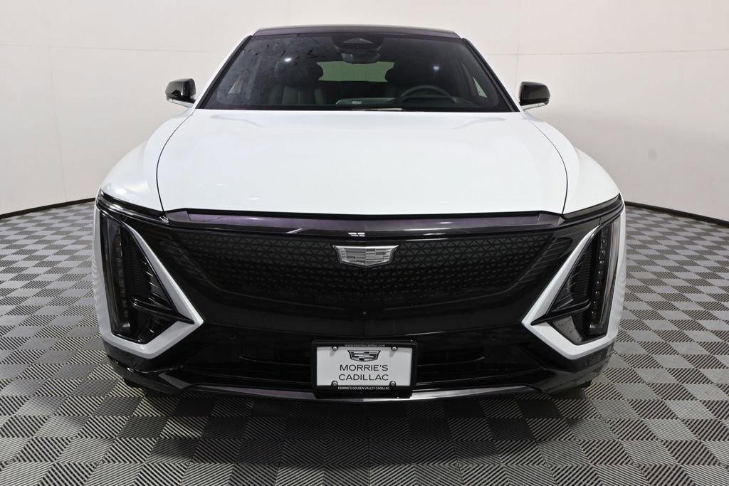 New 2026 Cadillac Lyriq Signature Sport w/ LPO, Floor Liner Package image 10