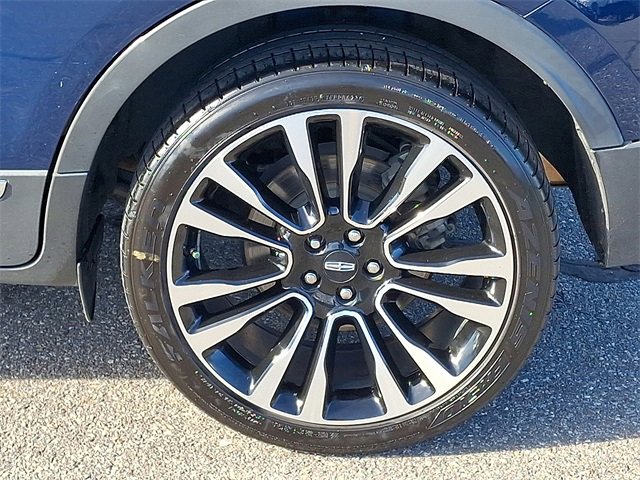 Used 2019 Lincoln MKC Reserve image 28