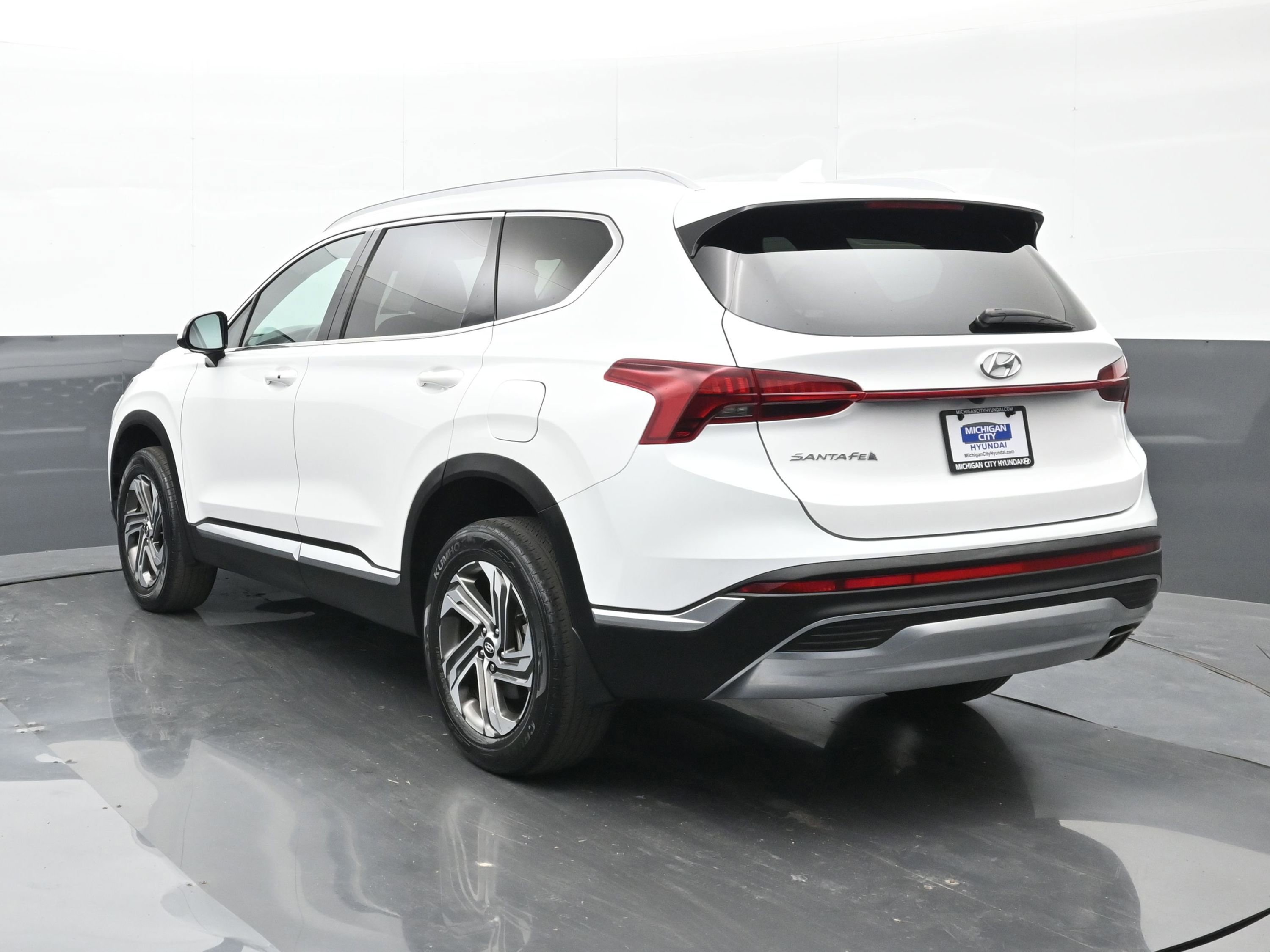 Used 2022 Hyundai Santa Fe SEL image 4