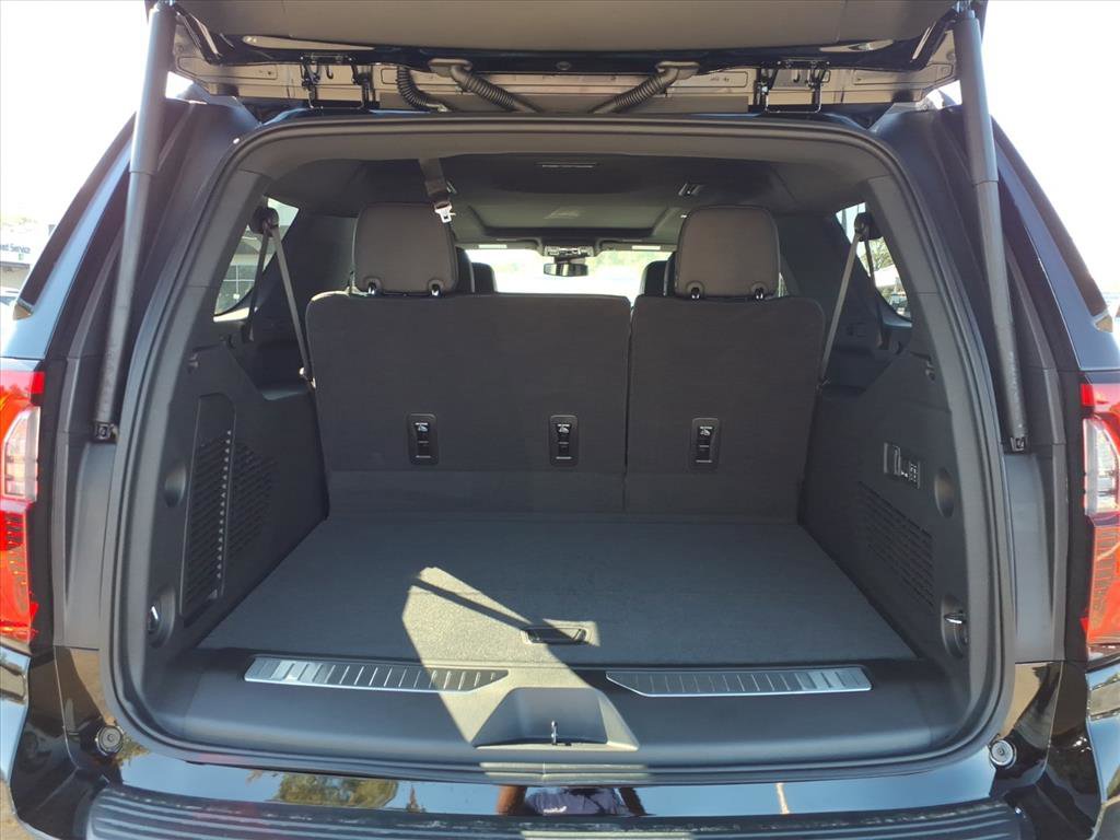 New 2026 GMC Yukon XL Denali w/ Sun & Power Step Package image 6