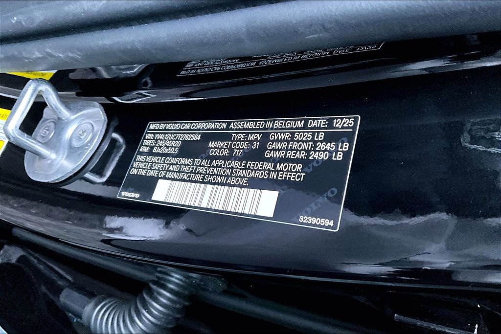 New 2026 Volvo XC40 B5 Plus w/ Climate Package image 14