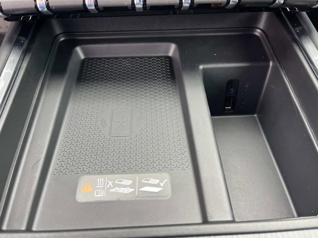 New 2026 GMC Acadia Elevation w/ Elevation Premium Package image 25