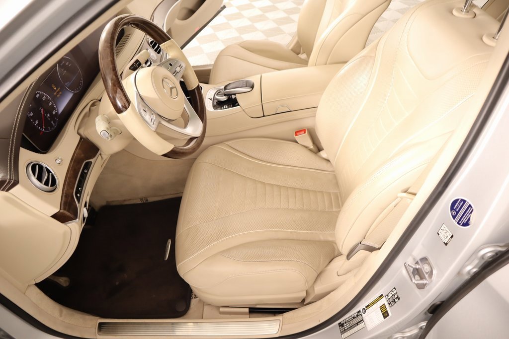 Used 2019 Mercedes-Benz S 560 Sedan image 11