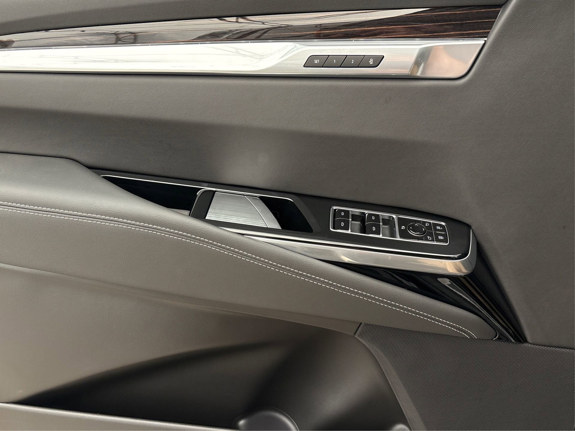 New 2025 Cadillac Escalade Premium Luxury image 21