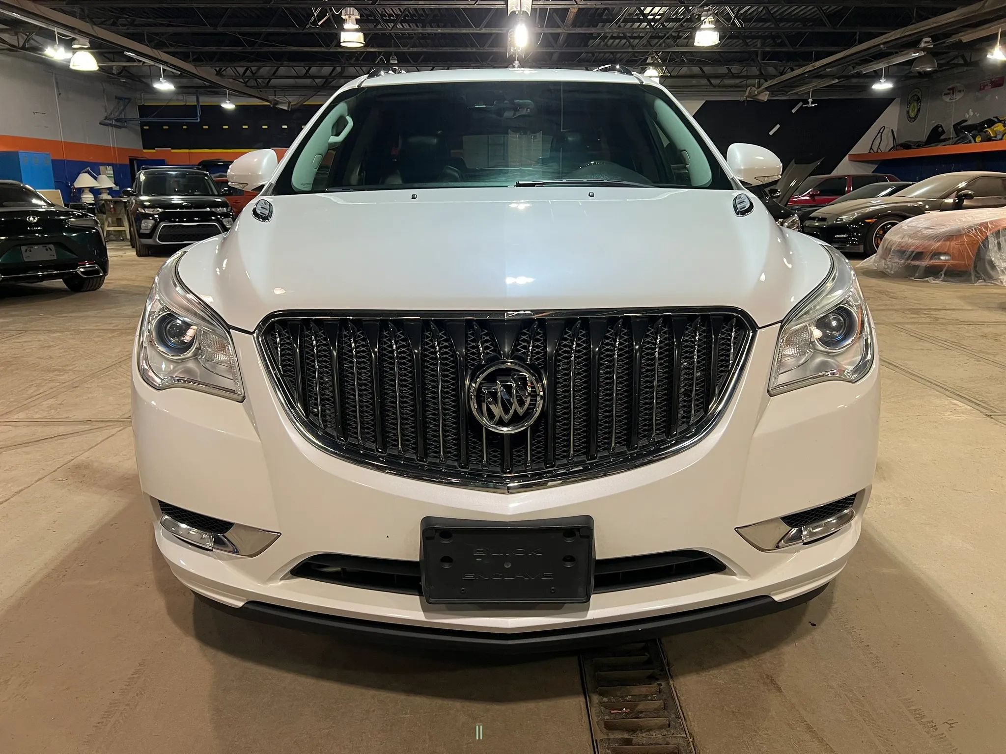 Used 2017 Buick Enclave Premium w/ Experience Buick Package AWD/4WD image 8