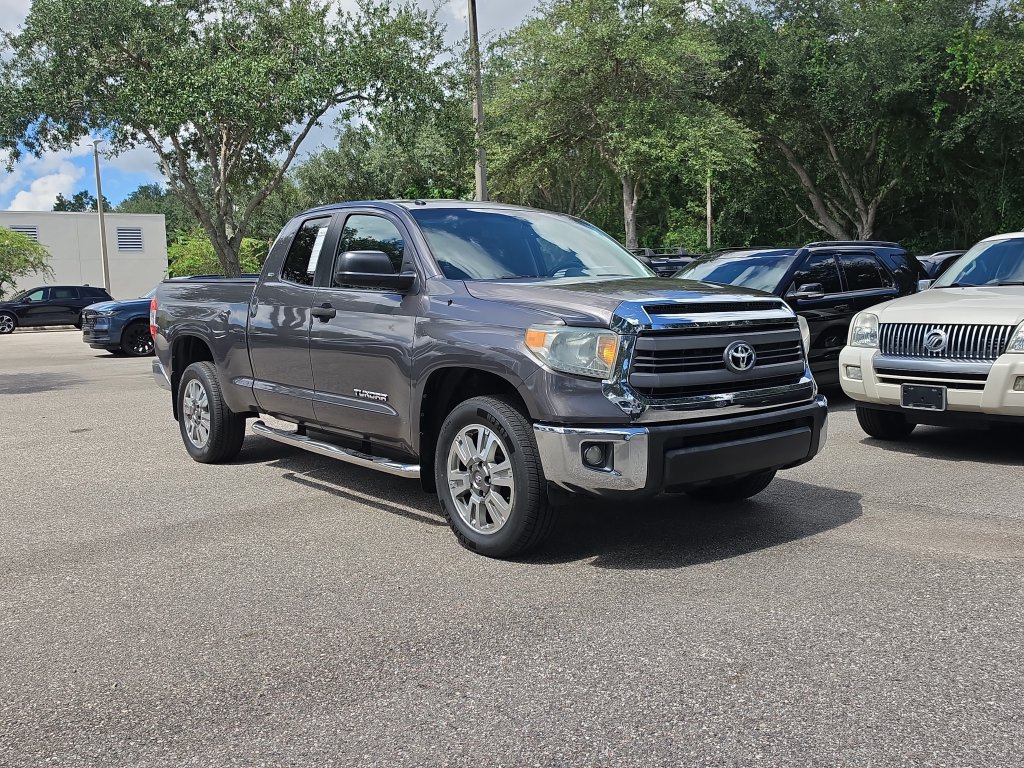 Used 2014 Toyota Tundra SR5 w/ SR5 Upgrade Package RWD image 2